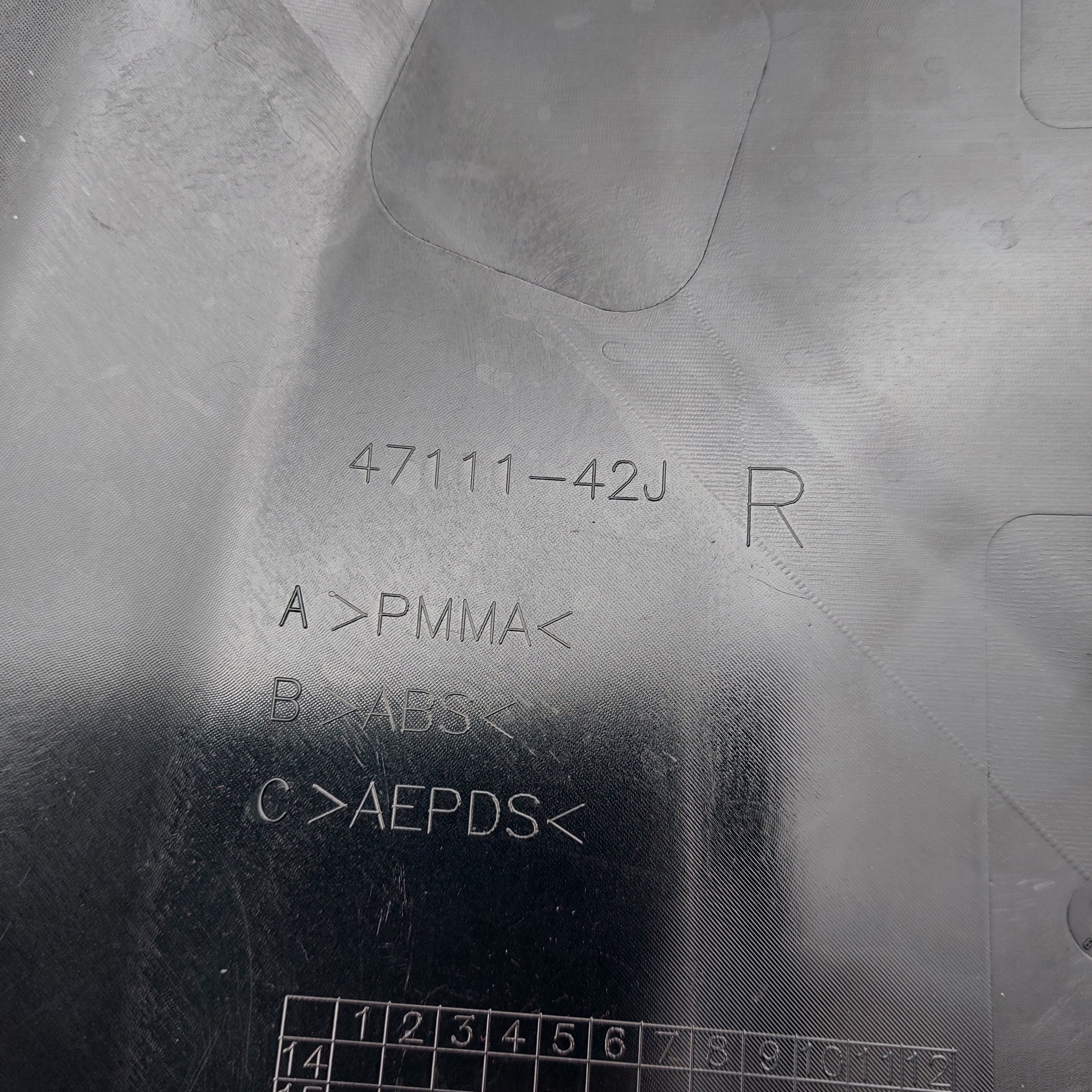 Suzuki UZ50 RH Main Side Panel (CA4AA) - Black