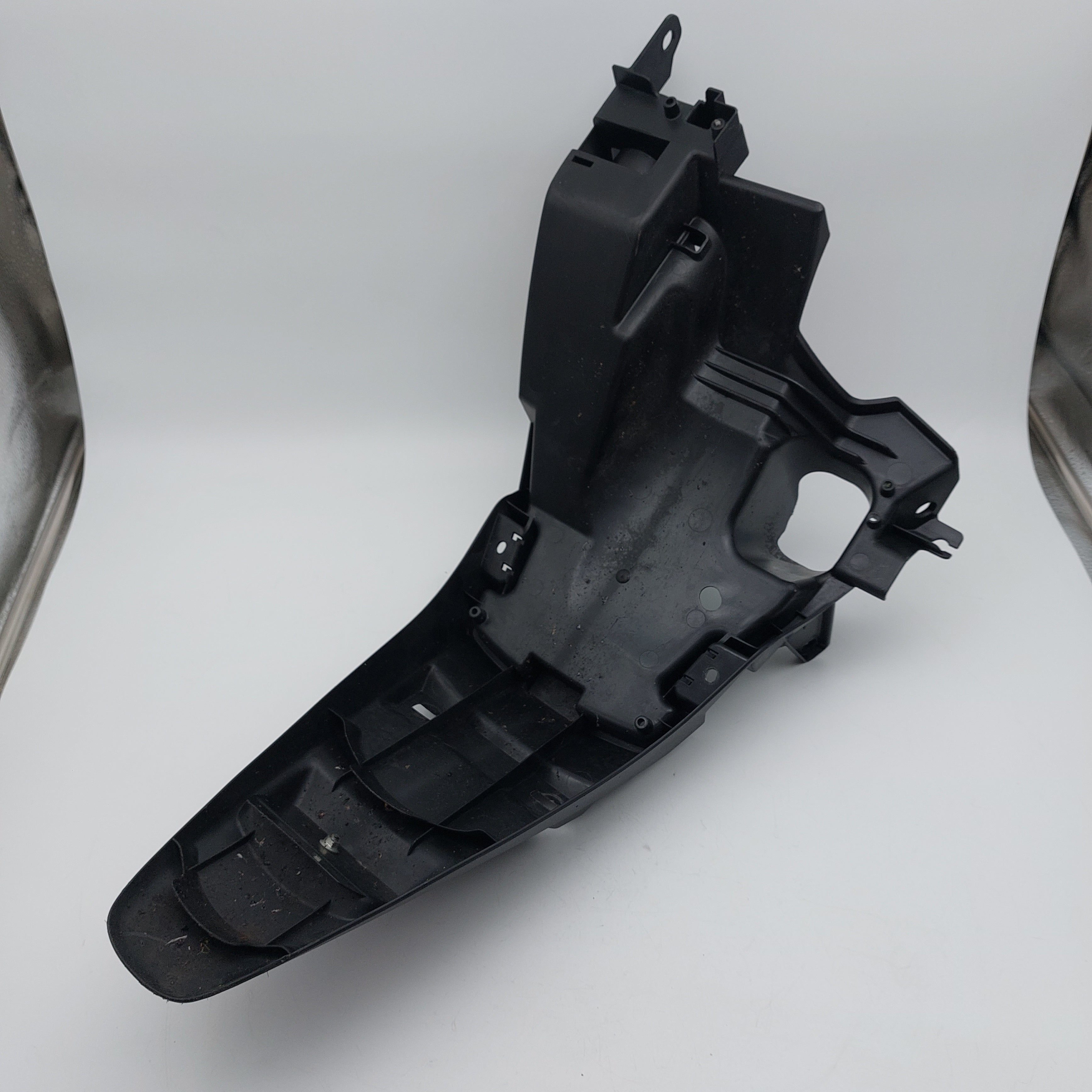 Suzuki UZ50 Rear Guard Panel (CA4AA)