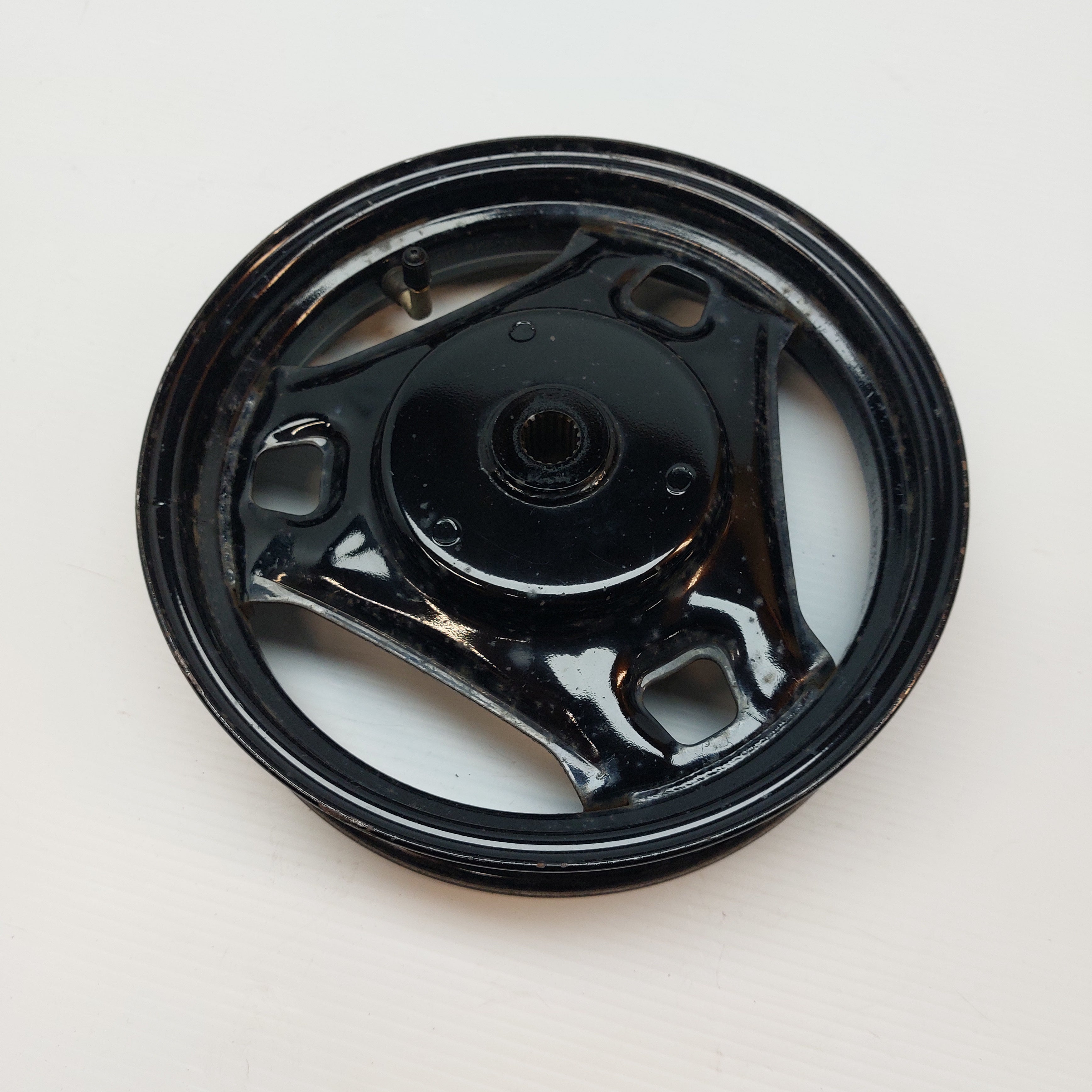 Suzuki UZ50 Rear Wheel / Rim
