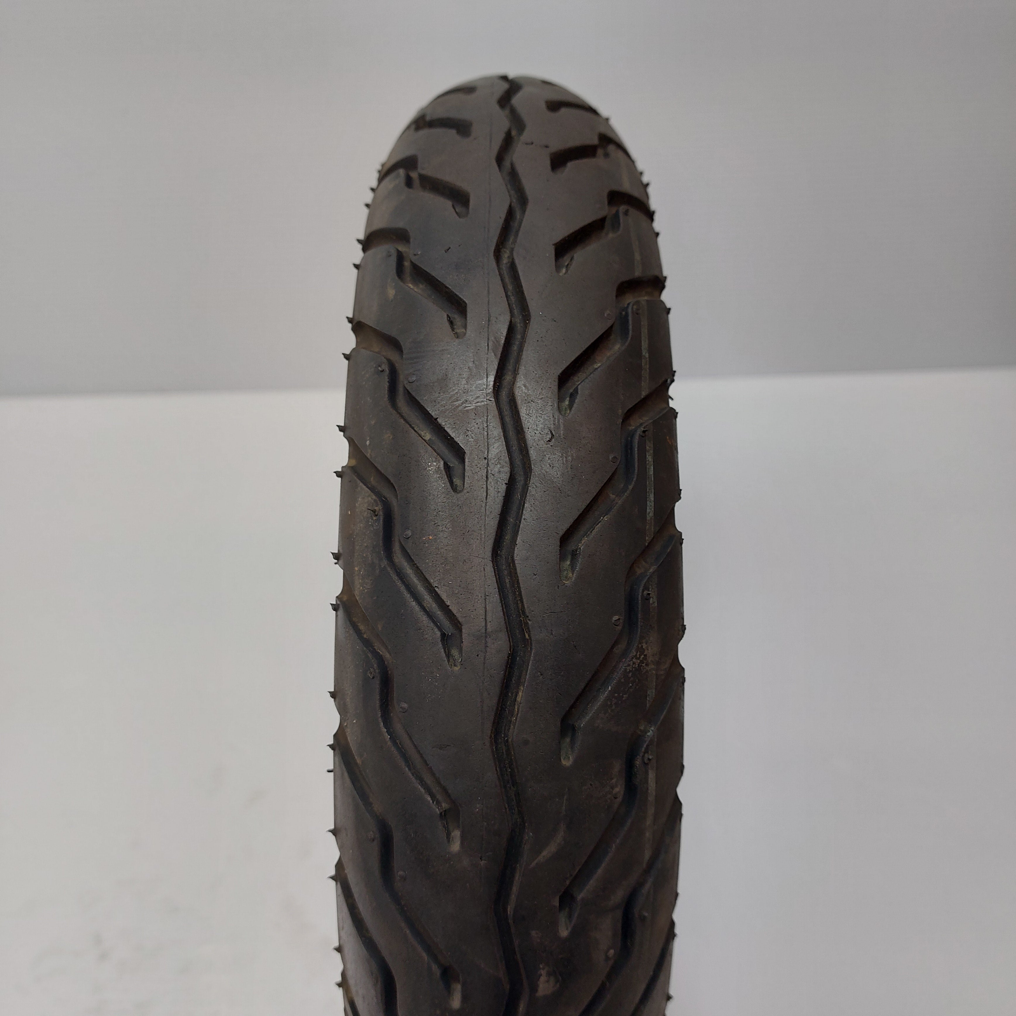 Duro 80/90-10 Tyre (Suit Suzuki UZ50 etc)