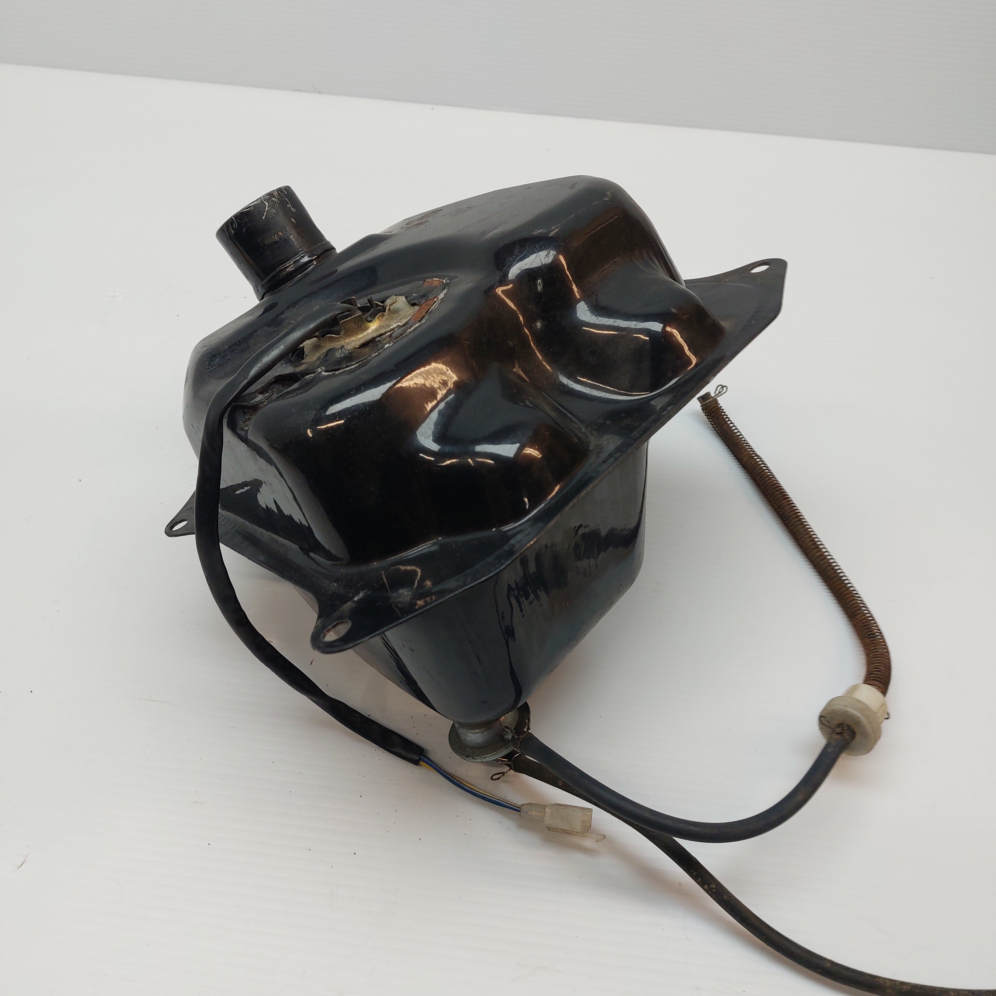 TNT Roma Fuel Tank with Sender