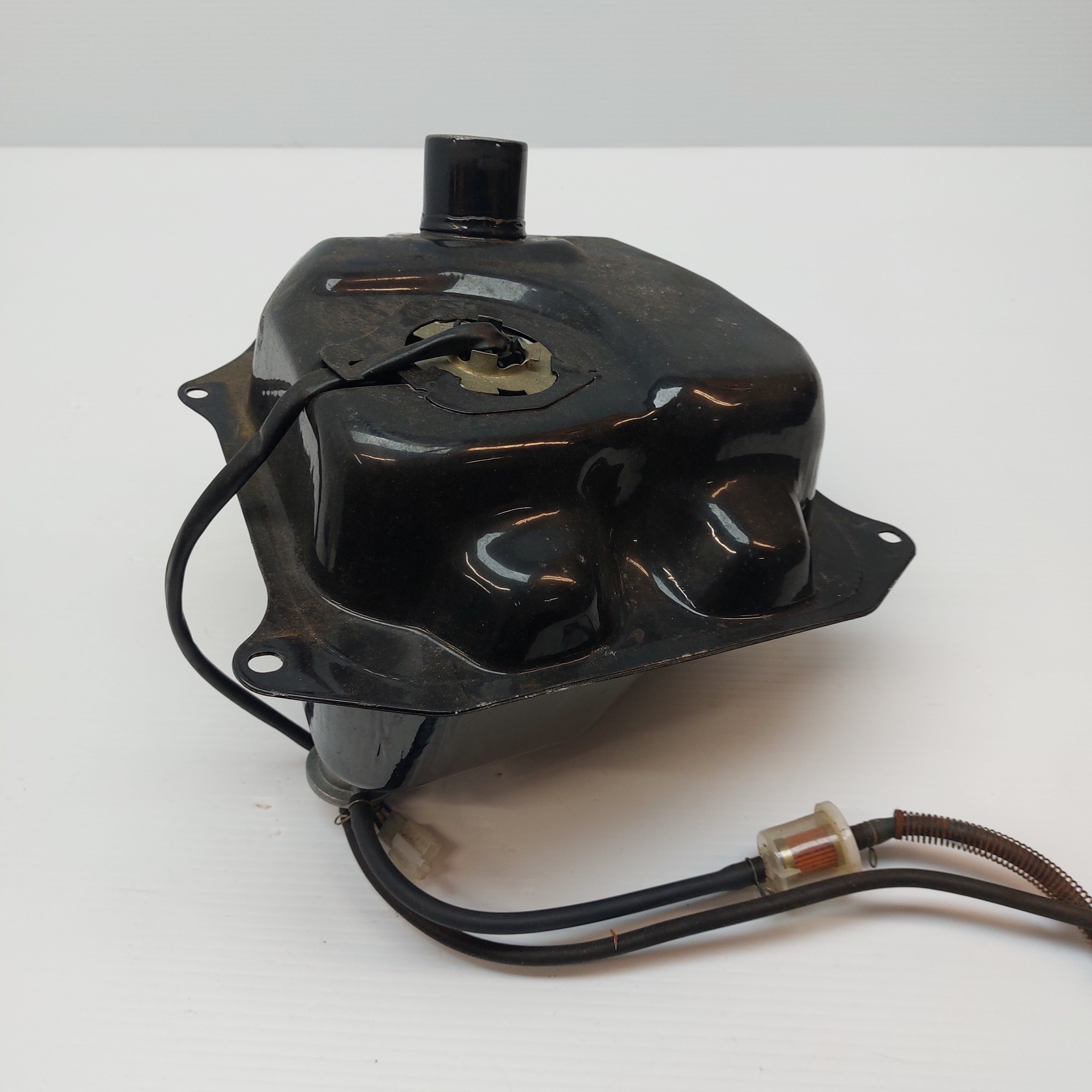 TNT Roma Fuel Tank with Sender