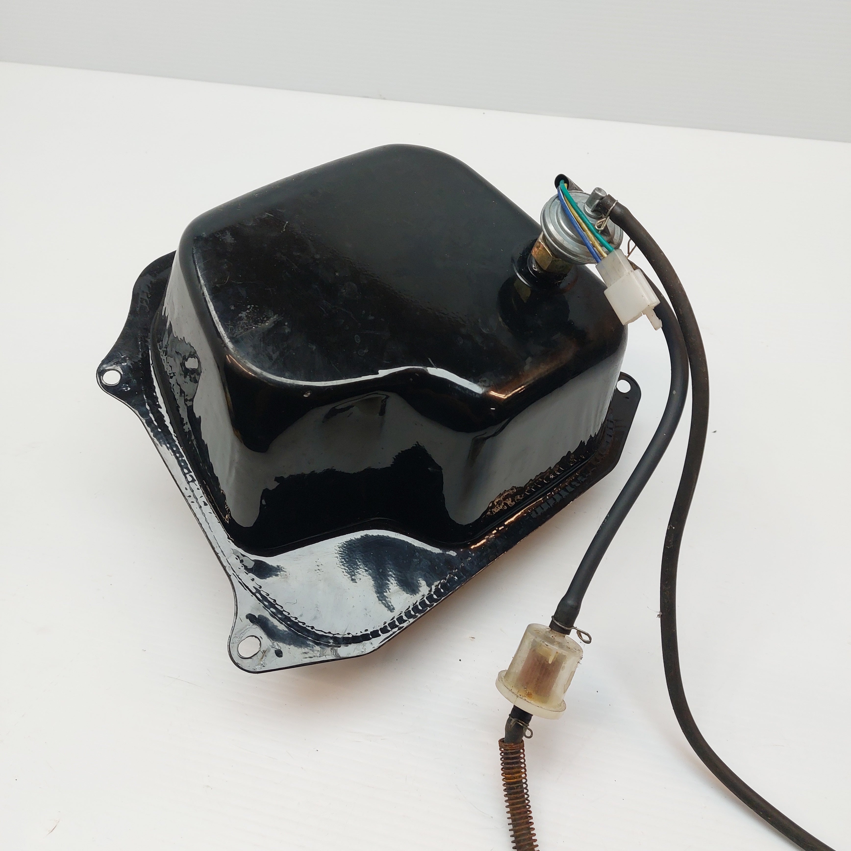 TNT Roma Fuel Tank with Sender
