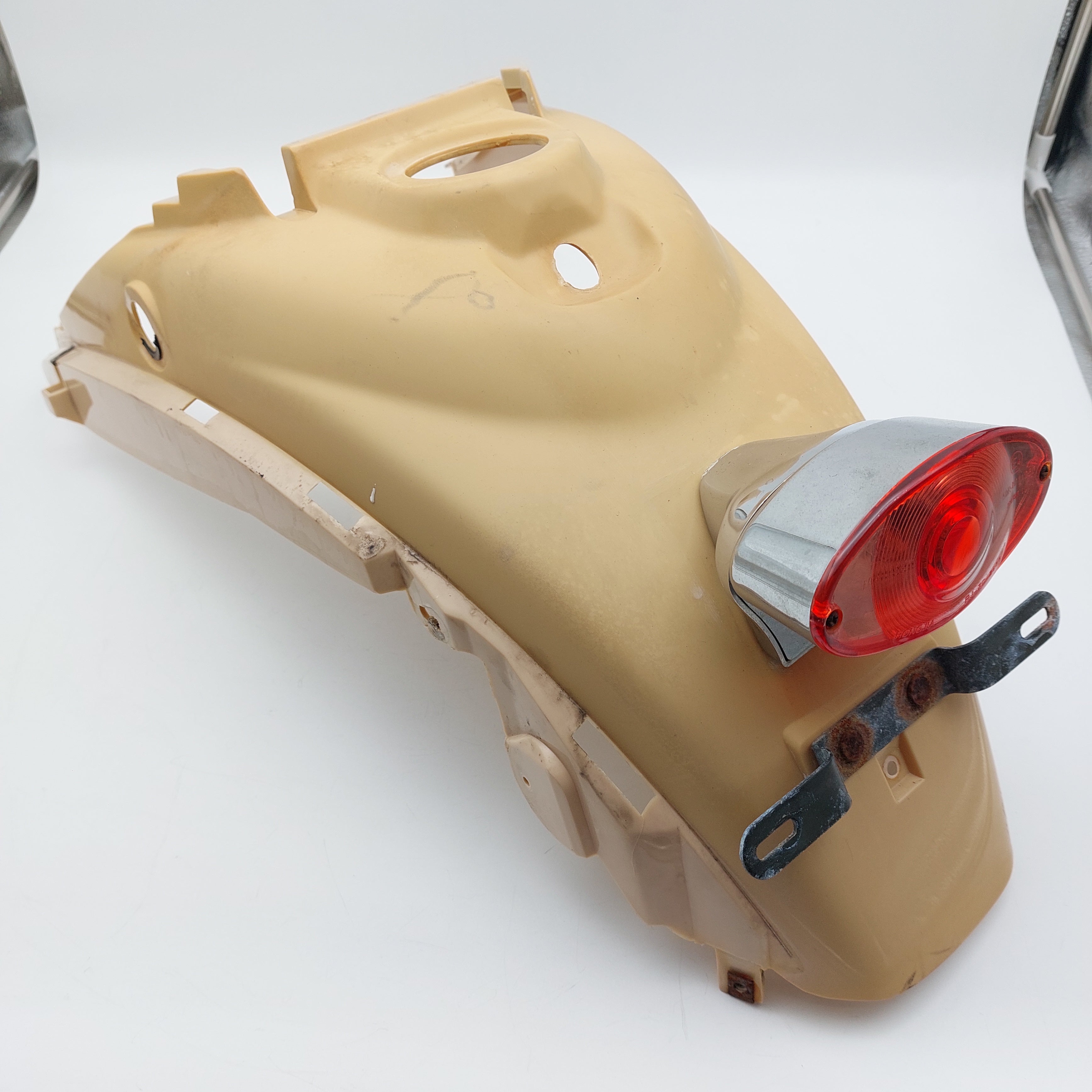 Vmoto Milan Rear Center Panel