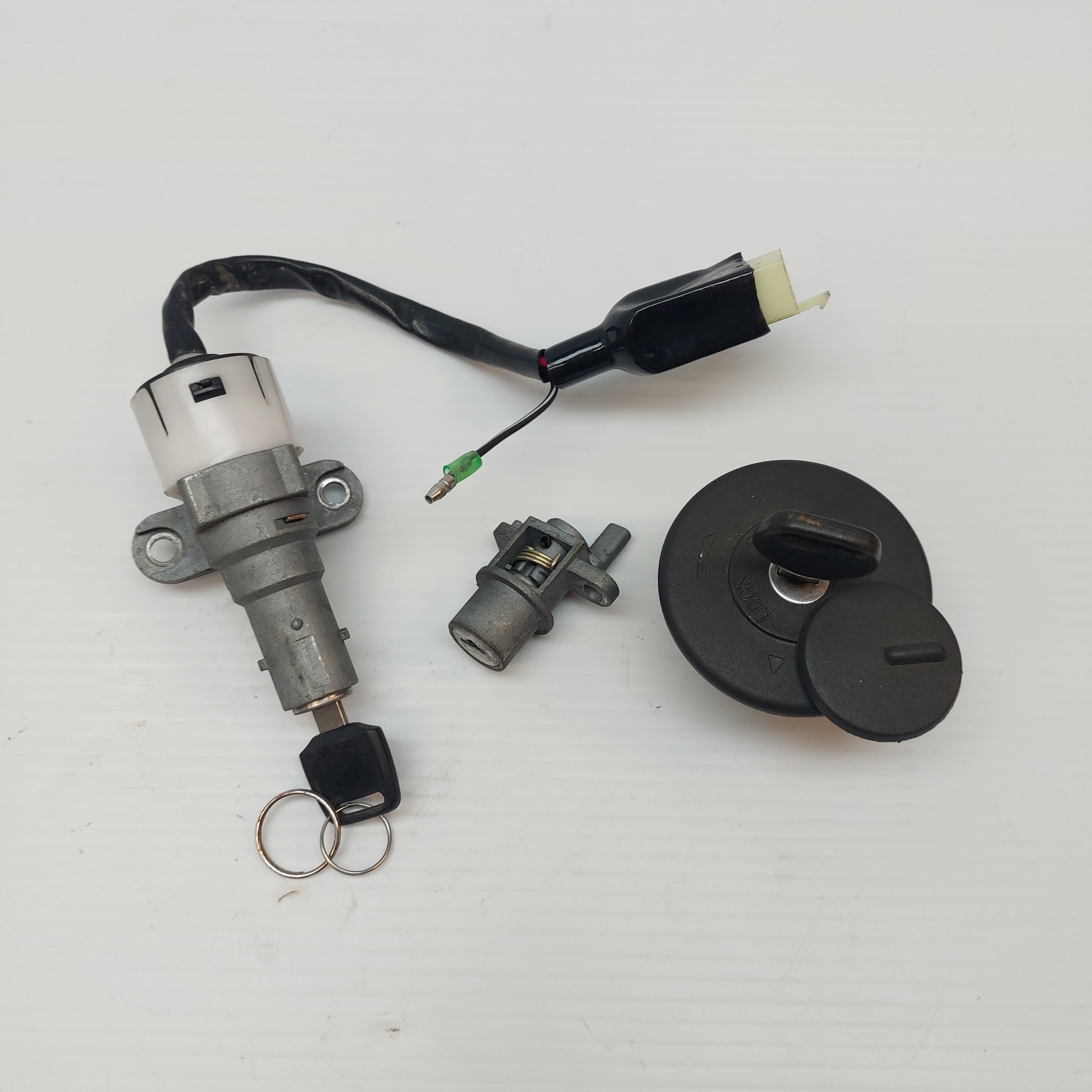 Vmoto Milan Lock Set