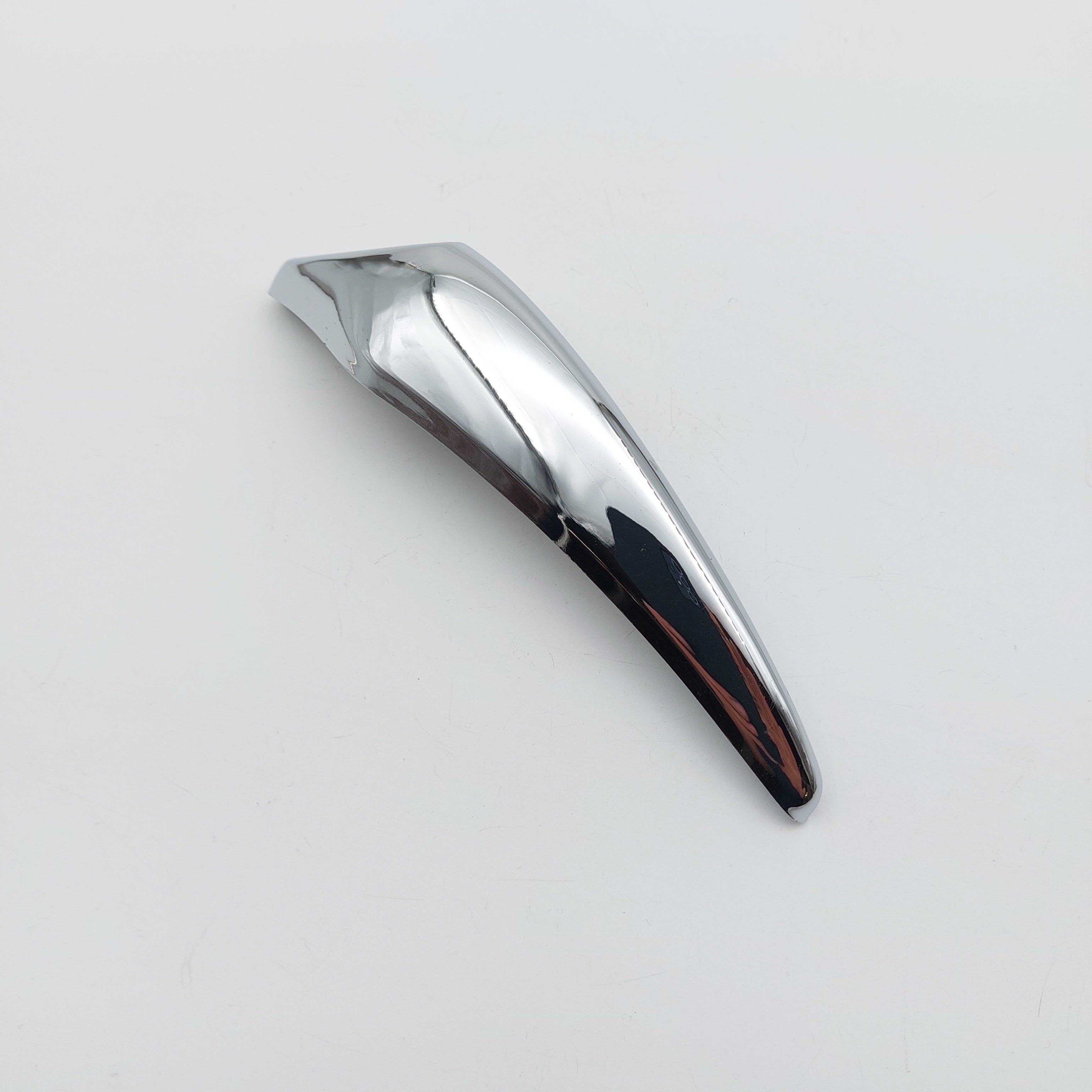 Forza Capri Front Mud Guard Chrome Trim (Early Model)