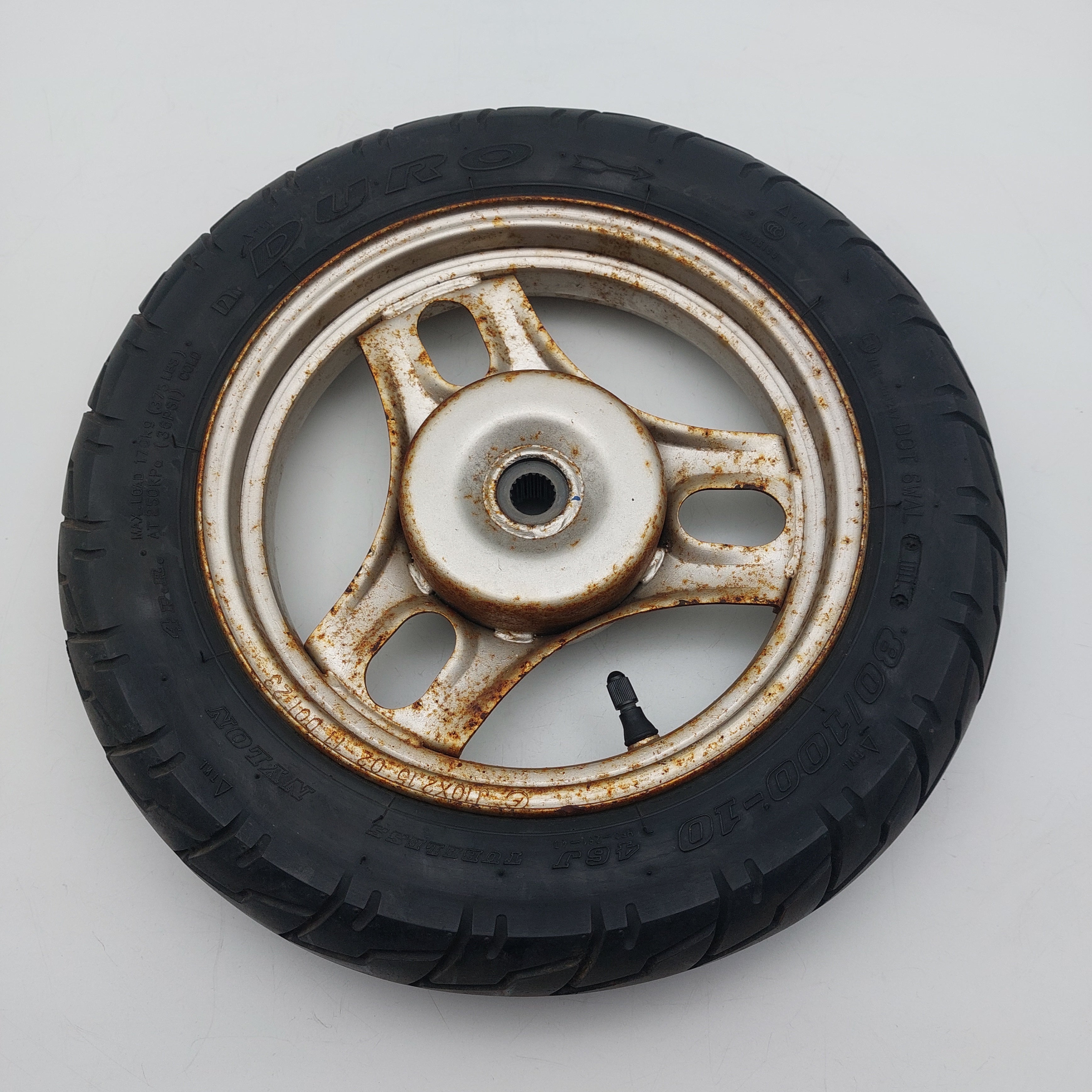 Honda Today Rear Wheel and Tyre (AF61)