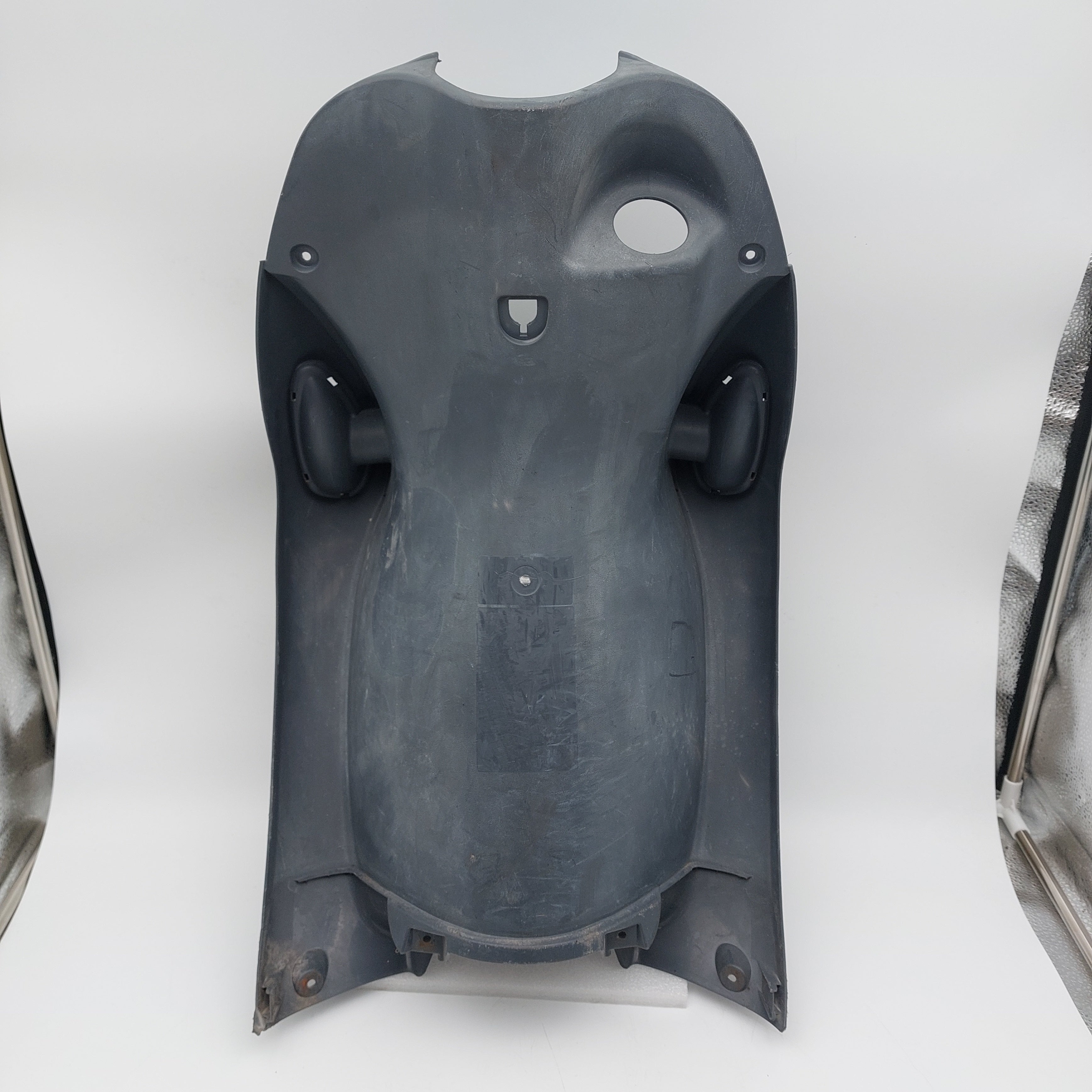 Suzuki UZ50 Inner Leg Shield Panel (CA45A)