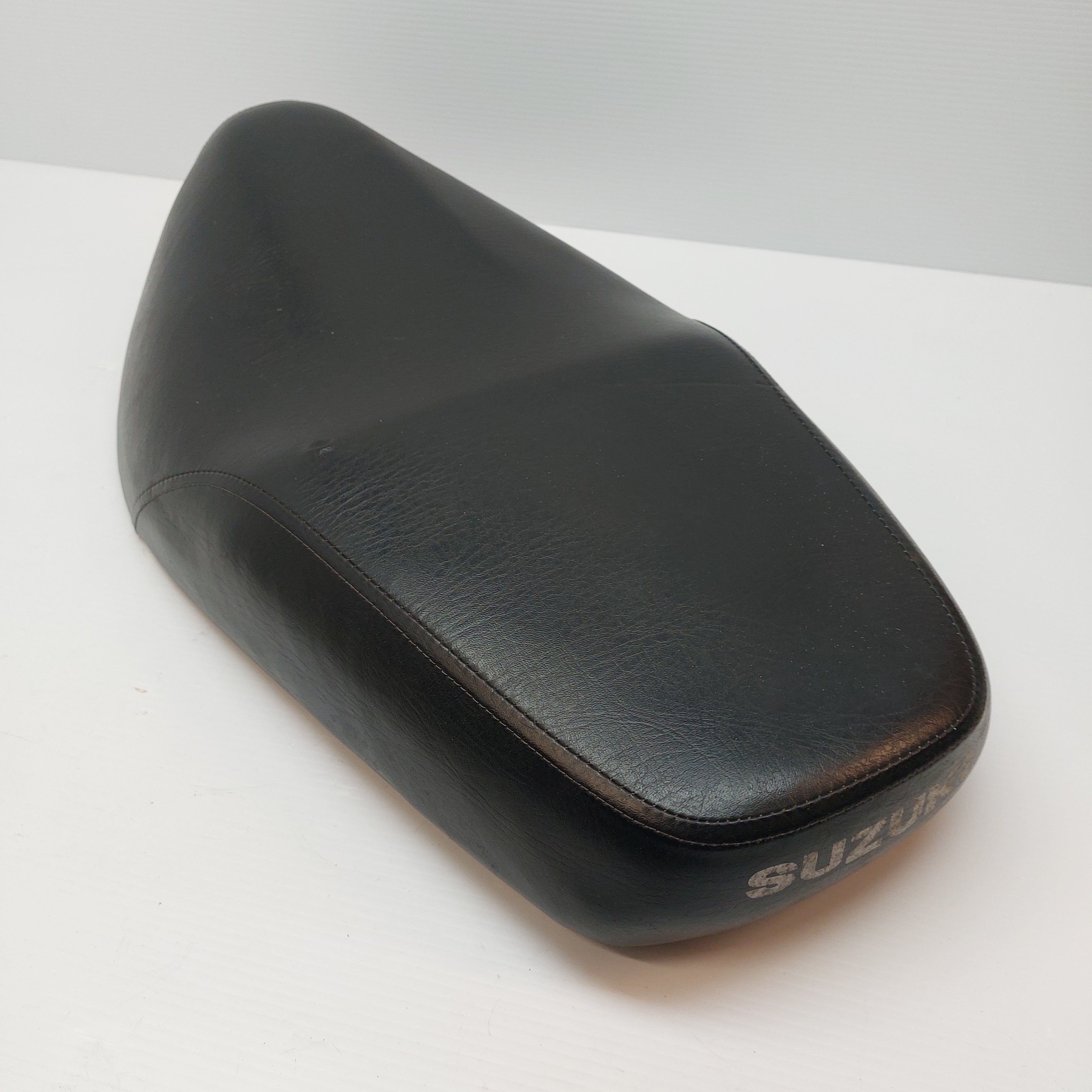 Suzuki AN125 Seat