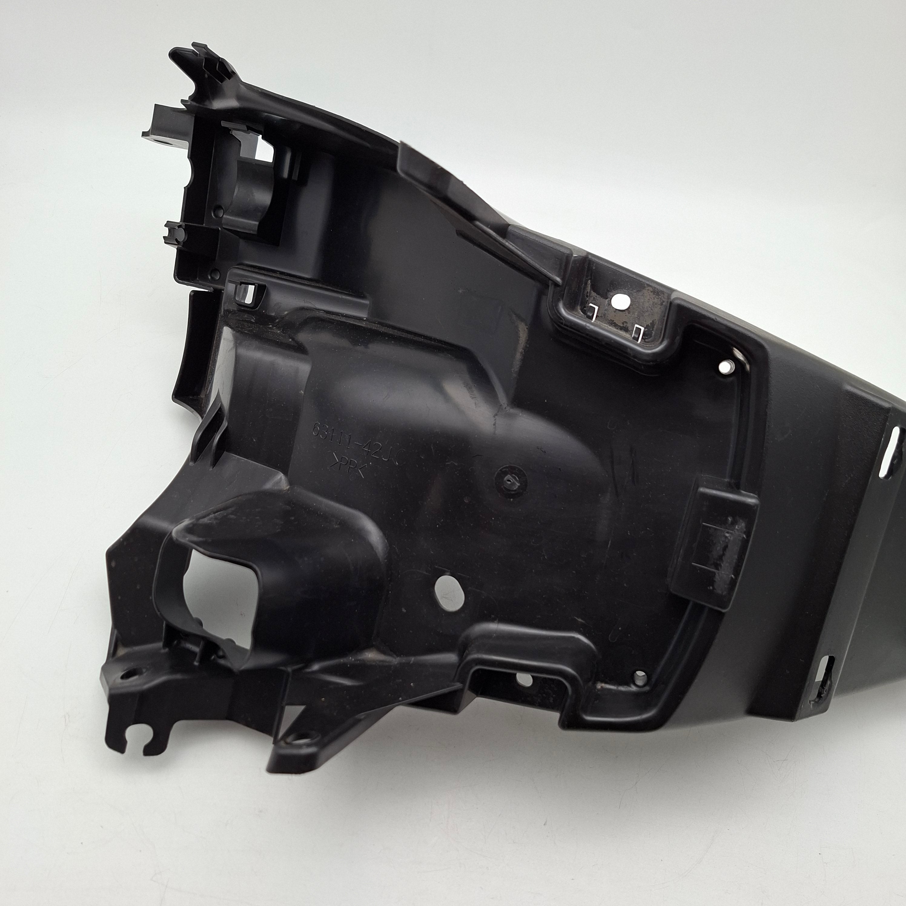 Suzuki UZ50 Rear Guard Panel (CA4AA)