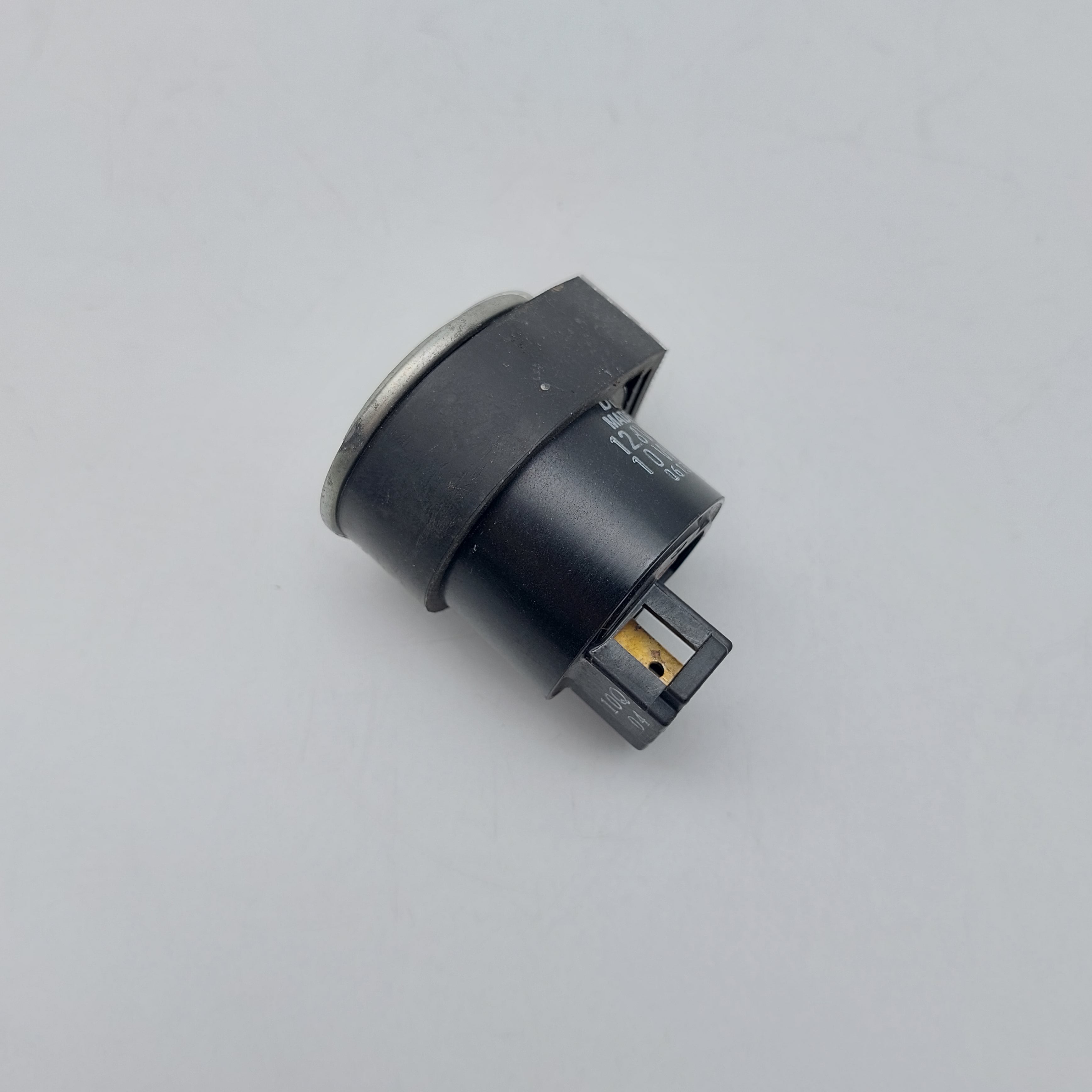 Suzuki V125 Indicator/Flasher Relay (CF4MA)