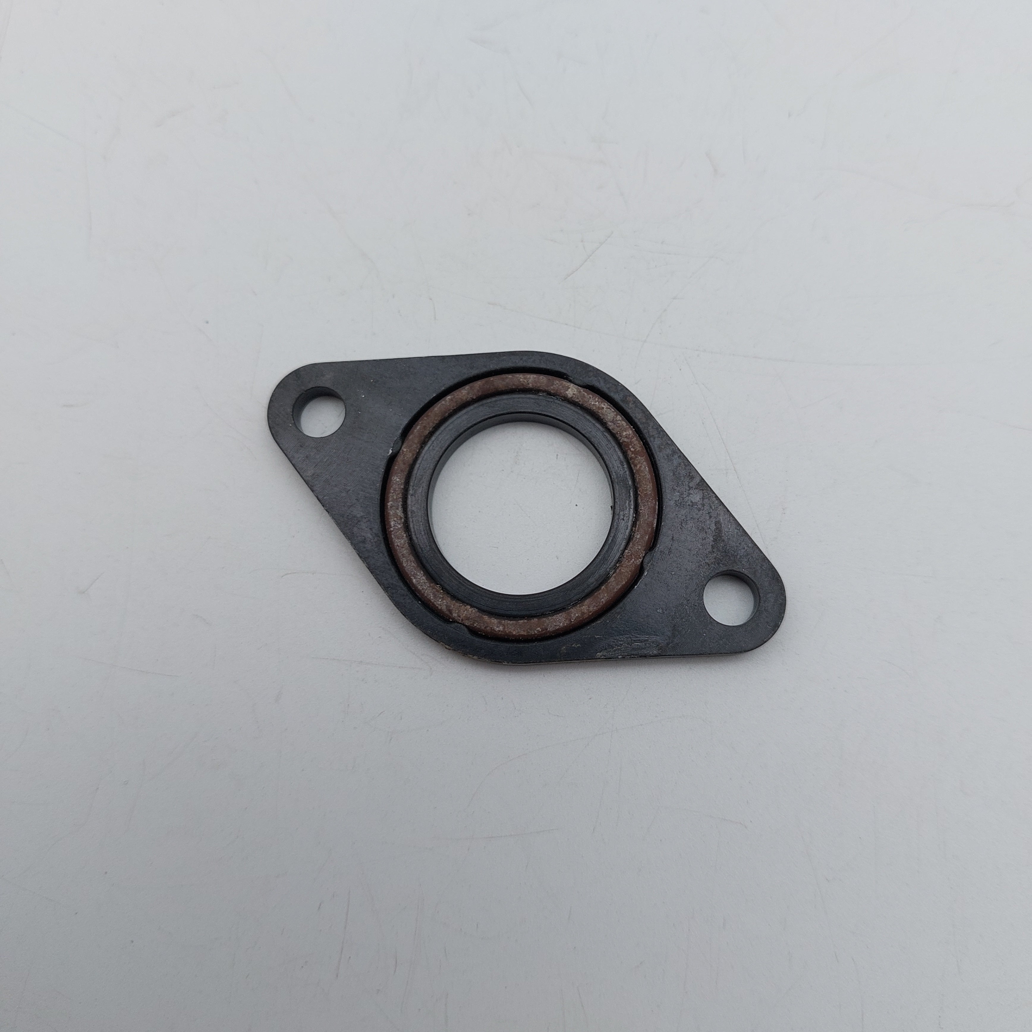 Suzuki V125 Intake Manifold Spacer/Insulator (CF4MA)