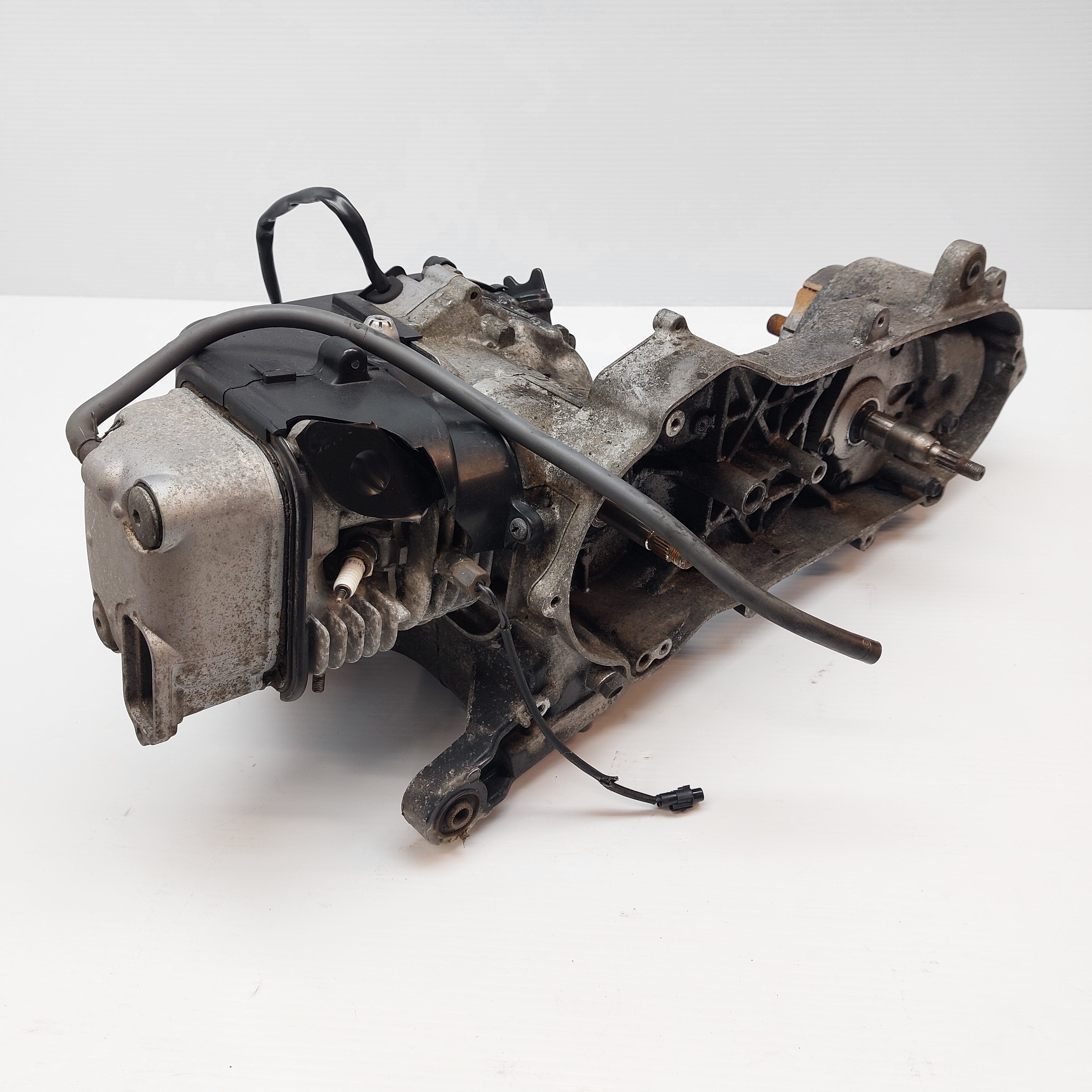 Suzuki UZ50 50cc Engine Assembly (CA45A)