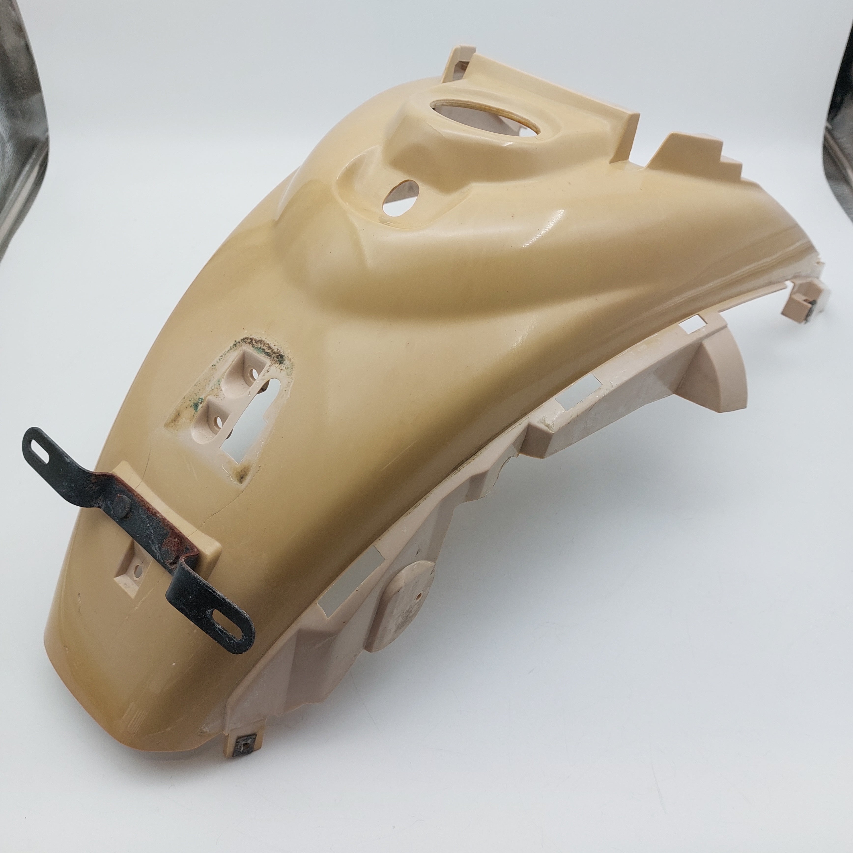 Vmoto Milan Rear Center Panel