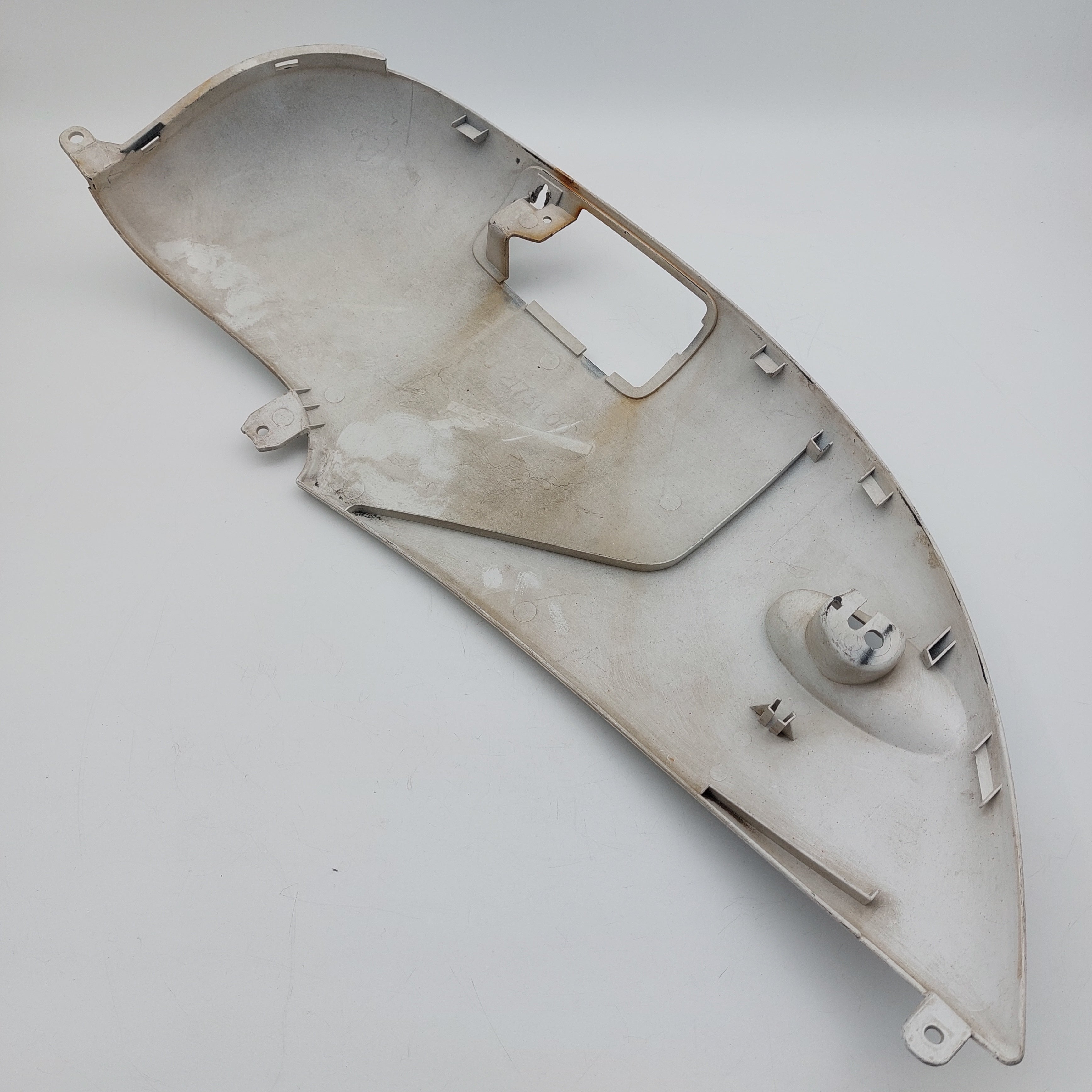 Yamaha Vino RH Rear Side Panel - White