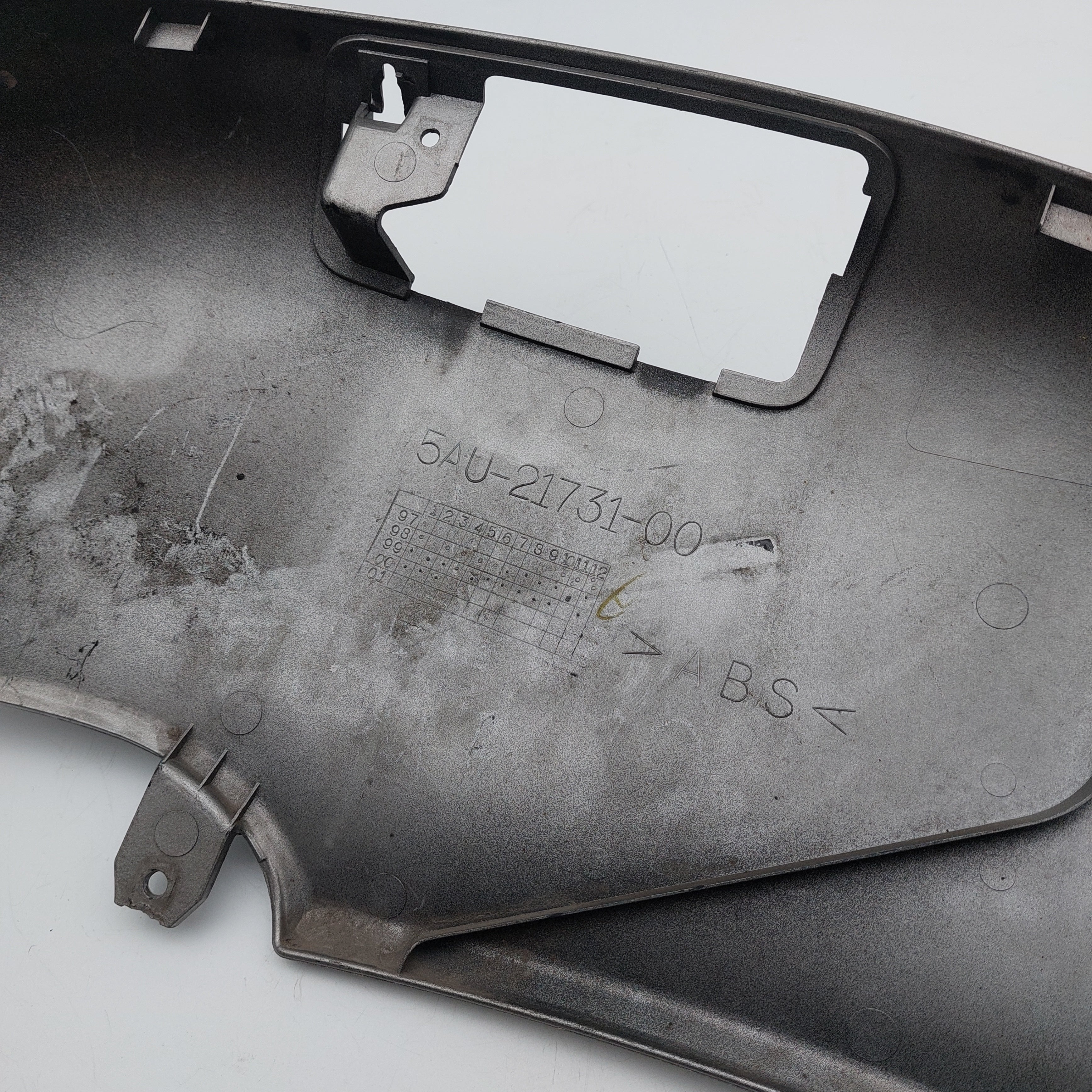 Yamaha Vino RH Rear Side Panel - Silver/Grey